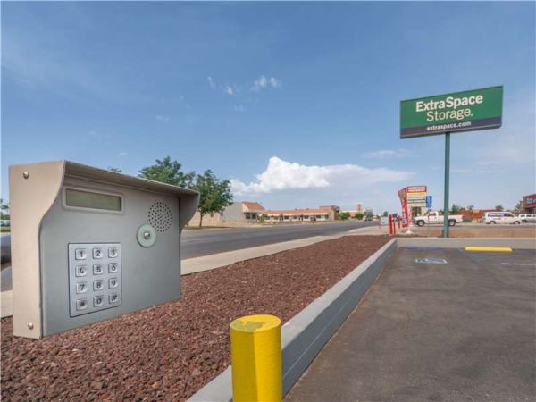 Extra Space Storage - 8334 - Hesperia - Main St - 17108 Main Street