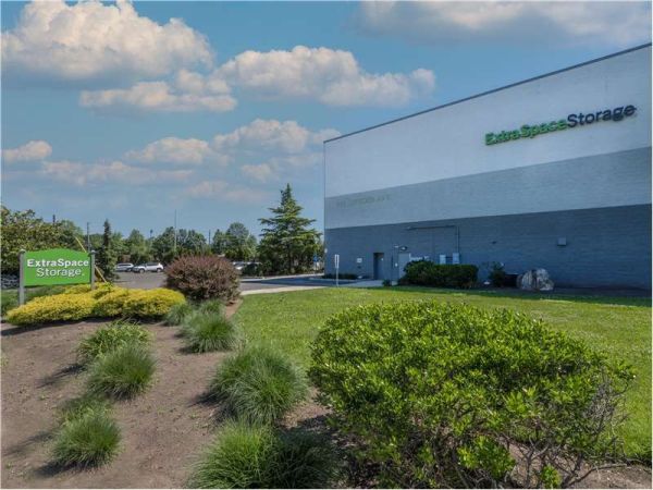 Extra Space Storage - 8342 - Berkeley Heights - Snyder Ave - 310 Snyder Avenue
