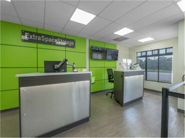 ESS - Memphis - Kirby Pkwy - 4649 Kirby Parkway