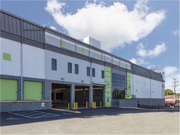 Extra Space Storage - 1725 - Fort Lee - Main St - 550 Main Street