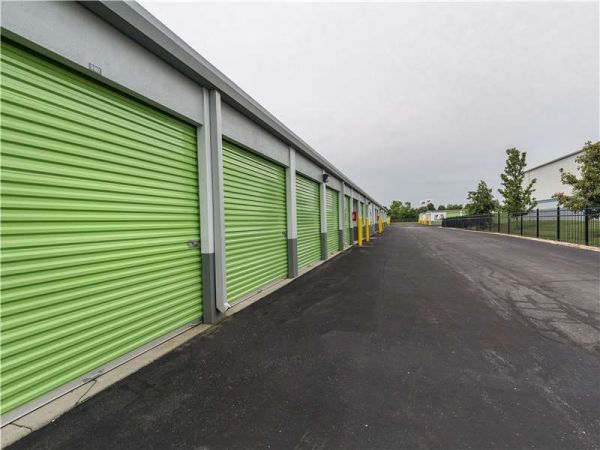 Extra Space Storage - 8611 - Indianapolis - Georgetown Road - 8040 Georgetown Road