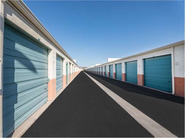 ESS - Phoenix - N 19th Ave - 10250 North 19th Avenue