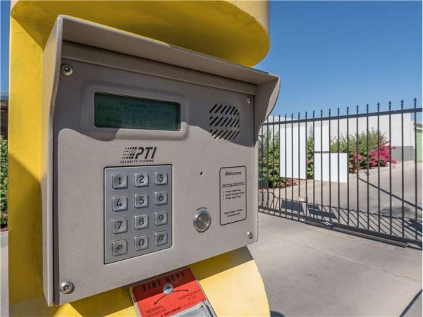 ESS - Glendale - N 59th Ave - 5115 North 59th Avenue