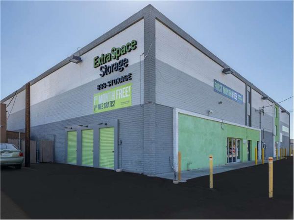 ESS - Phoenix - Missouri Ave - 2727 West Missouri Avenue