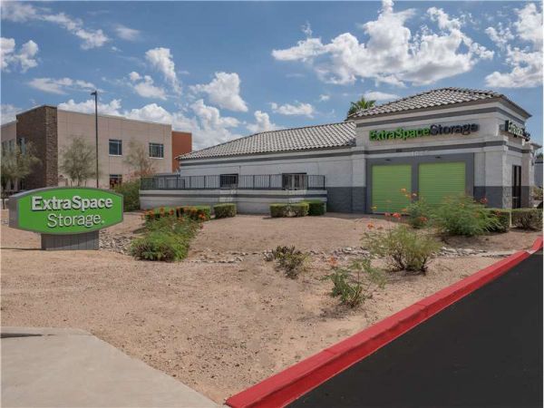 ESS - Chandler - W Chandler Blvd - 1625 West Chandler Boulevard