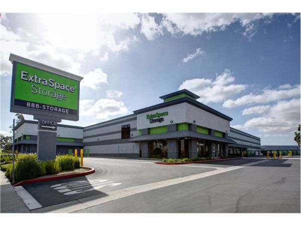ESS - Long Beach - 8150 E. Wardlow Rd - 8150 East Wardlow Road