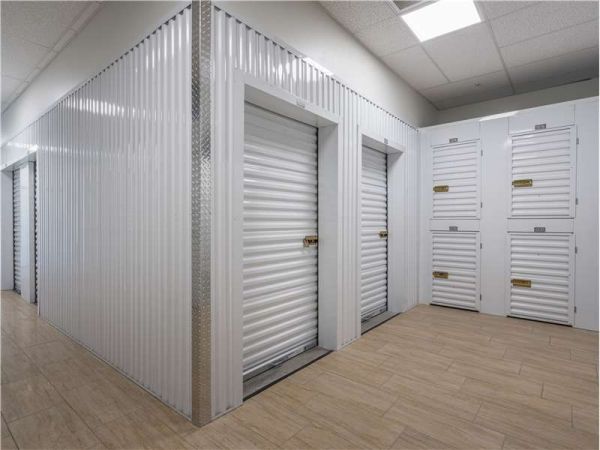 Extra Space Storage - 1932 - Long Beach - Paramount Blvd - 6897 Paramount Boulevard