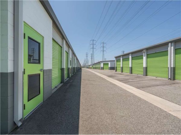 Extra Space Storage - 1932 - Long Beach - Paramount Blvd - 6897 Paramount Boulevard