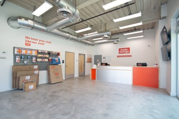 Public Storage - miami - 16001 SW 117th Ave - 16001 SW 117th Ave