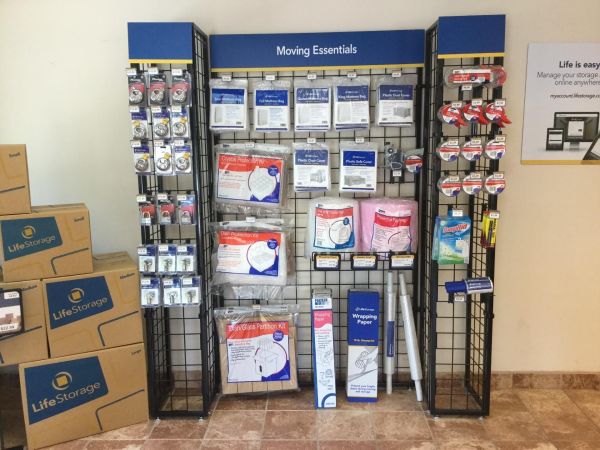 Extra Space Storage - 3031 - Mableton - Veterans Memorial Hwy - 720 Veterans Memorial Highway Southwest