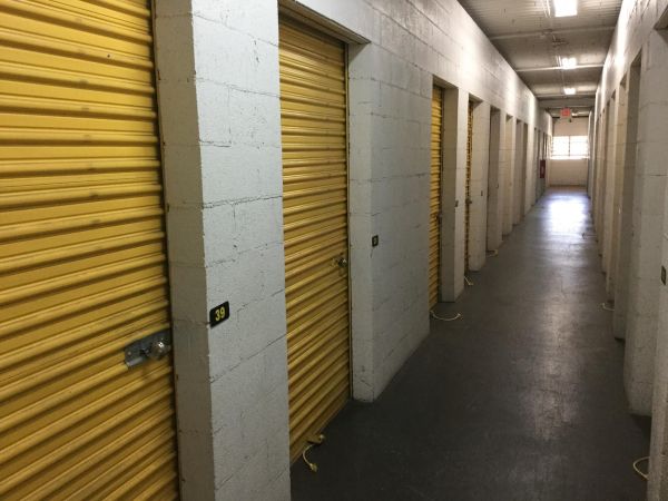 Extra Space Storage - 3031 - Mableton - Veterans Memorial Hwy - 720 Veterans Memorial Highway Southwest