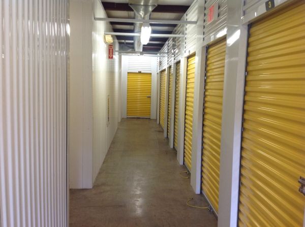 Extra Space Storage - 3073 - Montgomery - Coliseum Blvd - 1201 Coliseum Boulevard