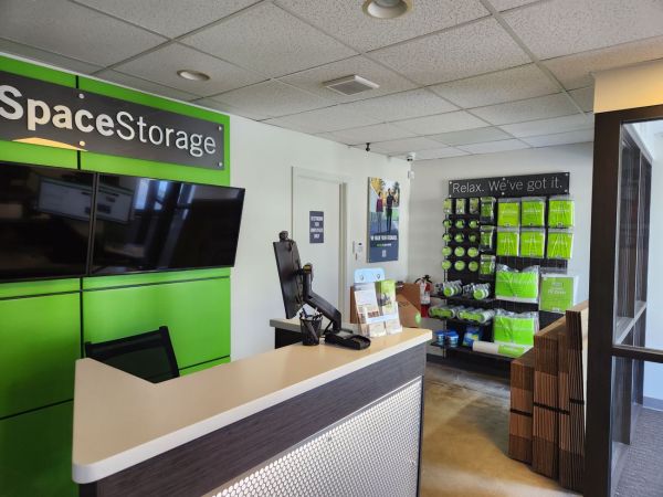 Extra Space Storage - 3117 - Northbridge - Church Street Ext - 872 Church Street Extension