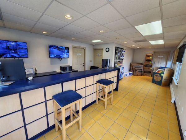 Extra Space Storage - 3170 - Plymouth - Holman Rd - 55 Holman Road