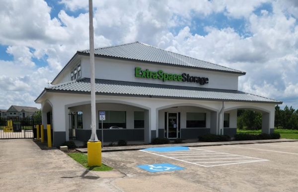 Extra Space Storage - 3208 - Cypress - Barker Cypress Rd - 7400 Barker Cypress Road