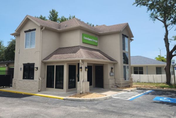 Extra Space Storage - 3216 - Pinellas Park - US Highway 19 - 10700 Us Highway 19 North