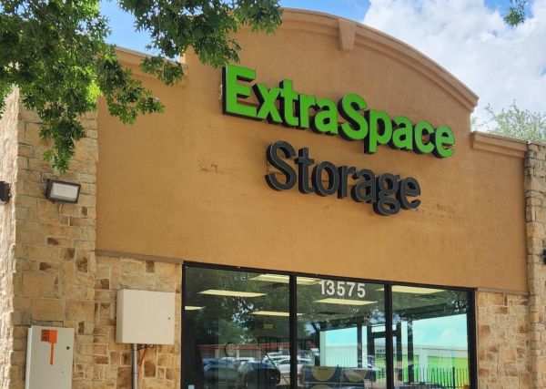 Extra Space Storage - 3227 - Dallas - Goldmark Dr - 13575 Goldmark Drive
