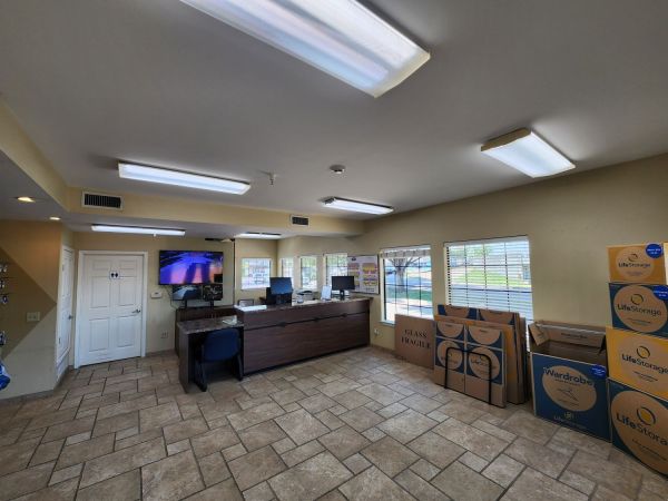 Extra Space Storage - 3229 - Dallas - Manderville Ln - 8555 Manderville Lane