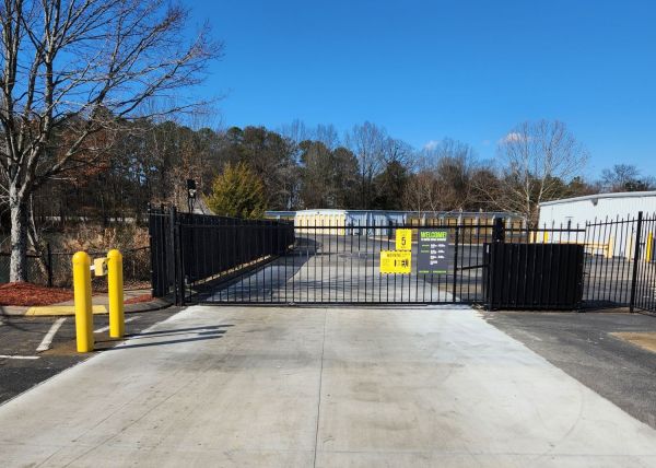 Extra Space Storage - 3235 - Chattanooga - Lee Highway - 6103 Lee Highway