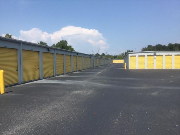 Extra Space Storage - 3235 - Chattanooga - Lee Highway - 6103 Lee Highway