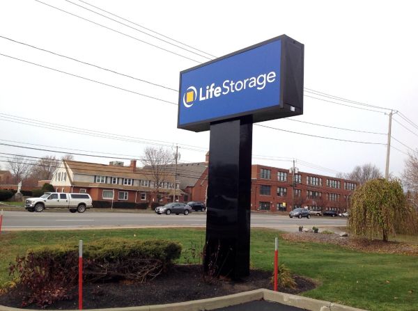 Extra Space Storage - 3248 - Amherst - Niagara Falls Blvd. - 2681 Niagara Falls Boulevard