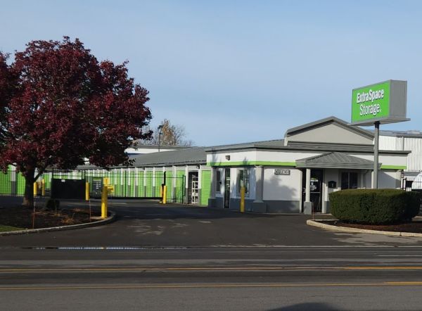 Extra Space Storage - 3250 - Buffalo - Sheridan Dr. - 1275 Sheridan Drive