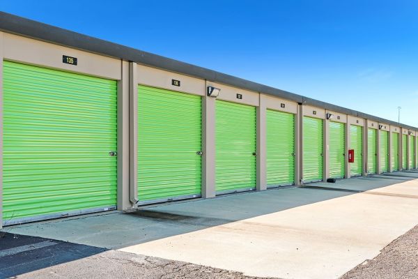 Extra Space Storage - 3267 - Montgomery - Arrowhead Dr. - 115 South Arrowhead Drive
