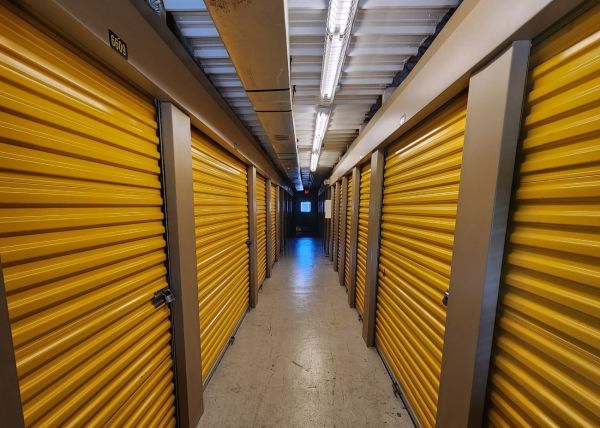 Extra Space Storage - 3269 - San Antonio - Foster Rd - 3615 North Foster Road
