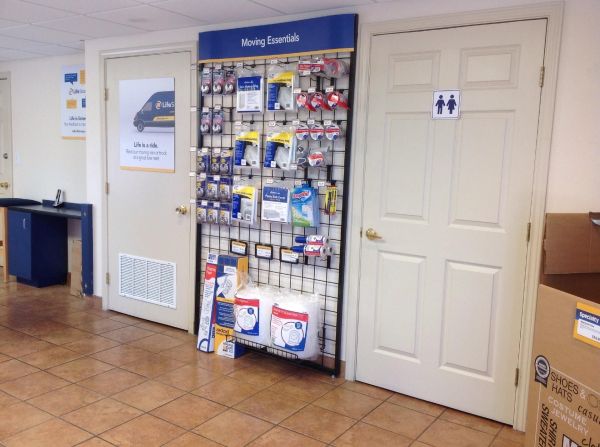 Extra Space Storage - 3269 - San Antonio - Foster Rd - 3615 North Foster Road