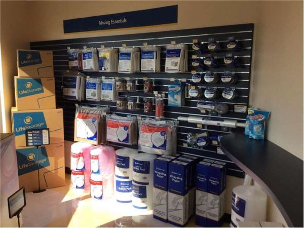 Extra Space Storage - 3288 - Houston - 7610 Highway 6 - 7550 Highway 6 North