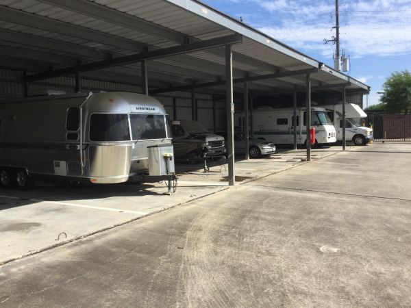 Extra Space Storage - 3291 - Houston - Little York Rd - 13300 West Little York Road