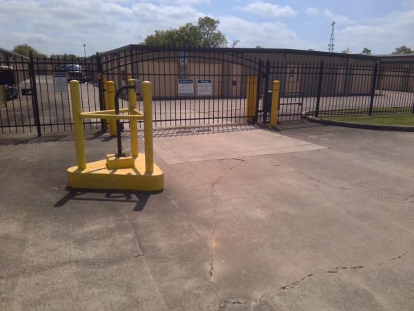 Extra Space Storage - 3292 - Friendswood - 2351 Rd - 4333 Farm to Market 2351