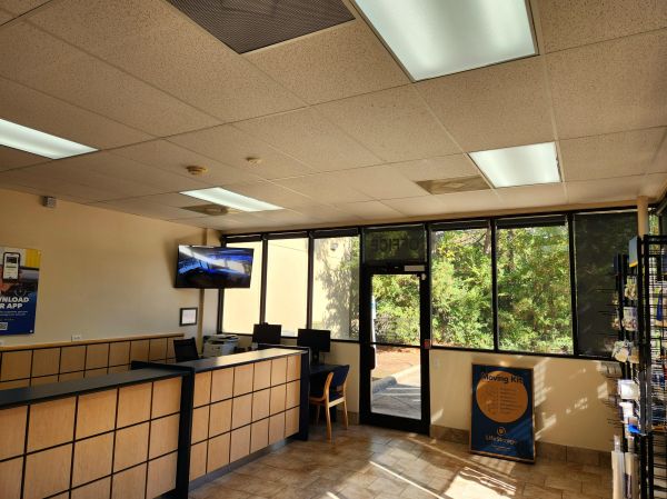 Extra Space Storage - 3300 - The Woodlands - Panther Creek Pines - 4455 Panther Creek Pne