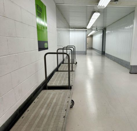 Extra Space Storage - 3300 - The Woodlands - Panther Creek Pines - 4455 Panther Creek Pne