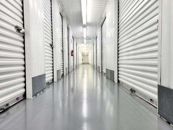 Extra Space Storage - 3301 - The Woodlands - Alden Bend Dr - 7951 Alden Bend Drive
