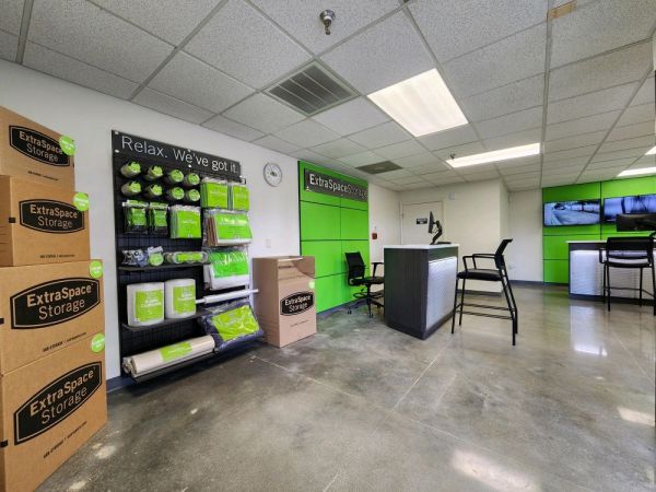 Extra Space Storage - 3302 - Houston - Katy Freeway - 5425 Katy Freeway