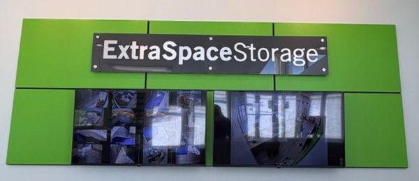 Extra Space Storage - 3319 - Lindenhurst - Grass Lake Road - 20765 West Grass Lake Road