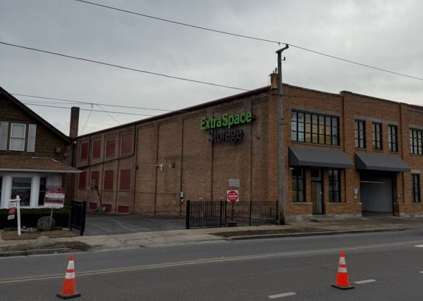 Extra Space Storage - 3325 - Aurora - South Lake Street - 232 South Lake Street