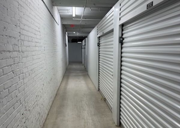 Extra Space Storage - 3325 - Aurora - South Lake Street - 232 South Lake Street
