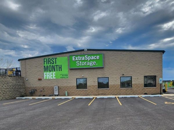 Extra Space Storage - 3344 - St Charles - Main Street - 2625 East Main Street