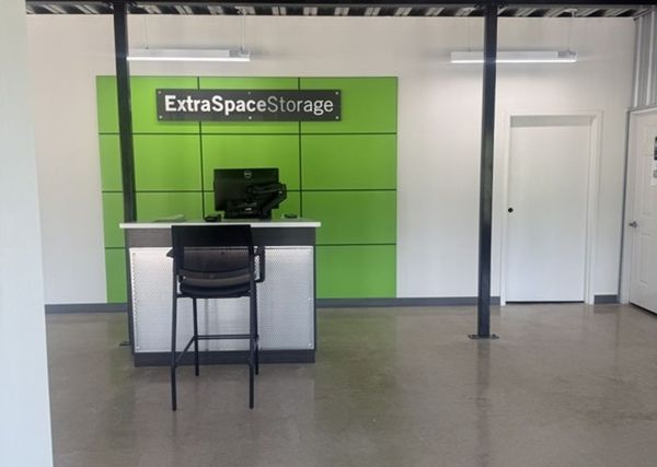 Extra Space Storage - 3375 - Cedar Park - 2440 W Whitestone Blvd - 2440 West Whitestone Boulevard