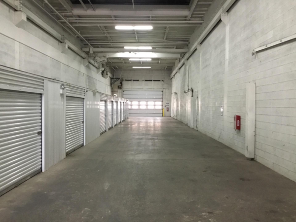 Extra Space Storage - 3380 - Chicago - Pulaski Road - 2850 North Pulaski Road