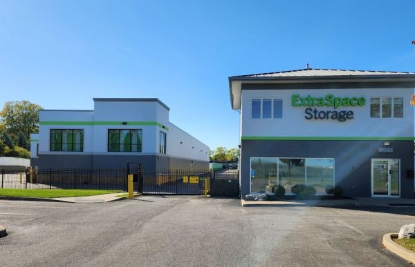 Extra Space Storage - 3434 - Buffalo - Cayuga Rd - 550 Cayuga Road