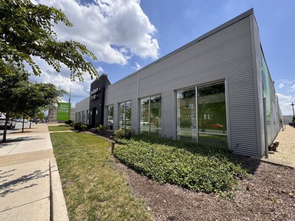 Extra Space Storage - 3445 - Chicago - Addison St - 3323 West Addison Street