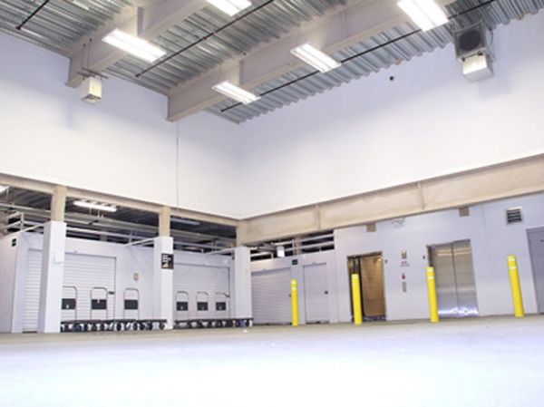 Extra Space Storage - 3453 - Chicago - Diversey Ave - 6603 West Diversey Avenue