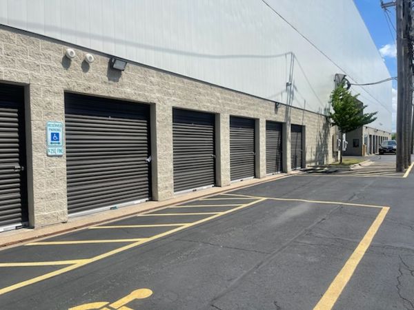 Extra Space Storage - 3453 - Chicago - Diversey Ave - 6603 West Diversey Avenue