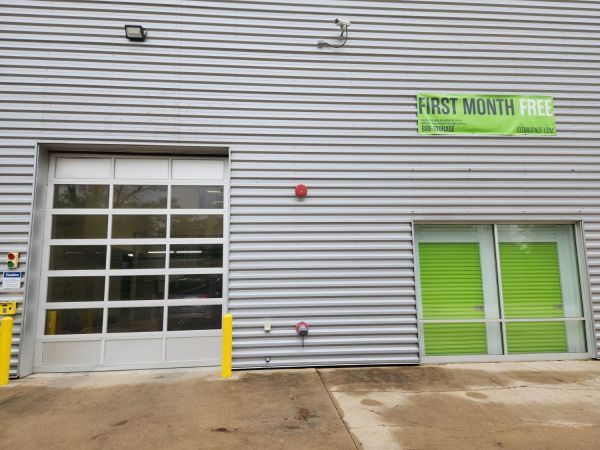 Extra Space Storage - 3463 - Naperville - Washington St - 1950 North Washington Street