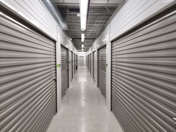 Extra Space Storage - 3463 - Naperville - Washington St - 1950 North Washington Street