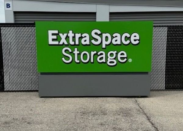 Extra Space Storage - 3465 - La Grange - Shawmut Ave - 405 Shawmut Avenue