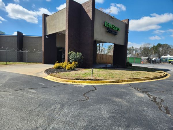 Extra Space Storage - 3577 - Decatur - Candler Rd - 2595 Candler Road